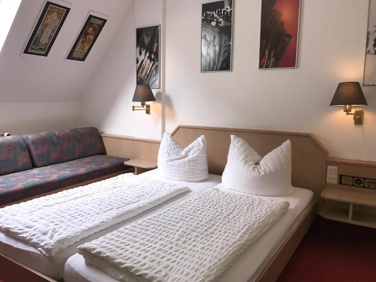 Hotel-Landgasthof Gruener Baum - Dittigheim Tauberbischofsheim Zewnętrze zdjęcie